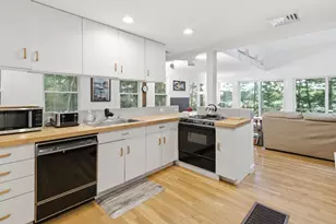 91 Shore Dr, Freeport, ME 04032 - Photo 17