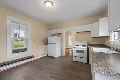 272 Main Street, Pittsfield, ME 04967 - Photo 11