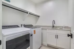 19 Paulsen Dr, Scarborough, ME 04074 - Photo 7