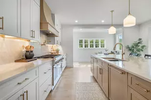 19 Paulsen Dr, Scarborough, ME 04074 - Photo 3