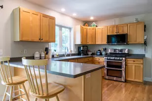 4 Oak St, Cumberland, ME 04021 - Photo 5