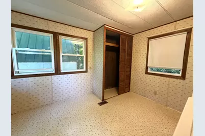 327 Middle Road, Oakland, ME 04963 - Photo 9
