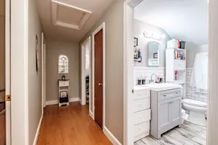 35 Belknap St, Portland, ME 04103 - Photo 15