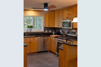 1388 Westbrook Street, Portland, ME 04102 - Photo 11
