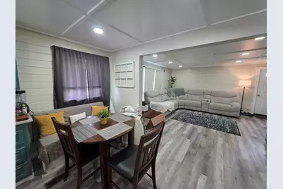 642 W Broadway, Lincoln, ME 04457 - Photo 3