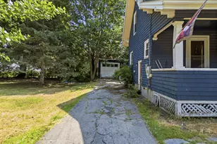 28 Davenport St, Augusta, ME 04330 - Photo 3
