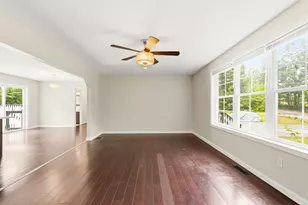 21 Blanchard Rd, Lebanon, ME 04027 - Photo 9
