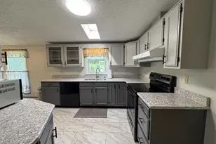 722 S Chester Rd, Manchester, ME 04457 - Photo 11