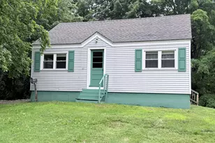 61 Park St, Houlton, ME 04730 - Photo 3