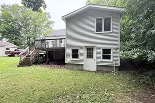 61 Park St, Houlton, ME 04730 - Photo 9