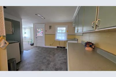 96 Highland Terrace, Mexico, ME 04257 - Photo 5
