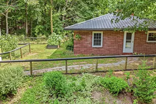 10 Hillcrest Rd, Livermore Falls, ME 04254 - Photo 3