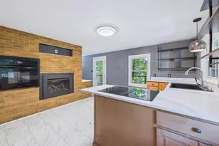 10 Hillcrest Rd, Livermore Falls, ME 04254 - Photo 3