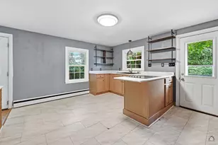 10 Hillcrest Rd, Livermore Falls, ME 04254 - Photo 11