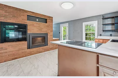 10 Hillcrest Road, Livermore Falls, ME 04254 - Photo 9