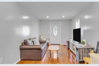10 Pleasant Street, Fairfield, ME 04937 - Photo 13