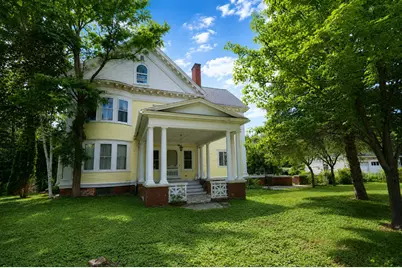 405 Pine Street, Rumford, ME 04276 - Photo 5