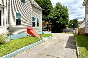 29 Katahdin Ave, Millinocket, ME 04462 - Photo 3