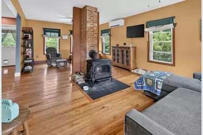 613 Main Street, Monmouth, ME 04259 - Photo 23