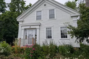 9 Anderson St, Belfast, ME 04915 - Photo 1