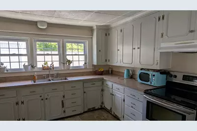 7 Kennebec Street, Skowhegan, ME 04976 - Photo 11