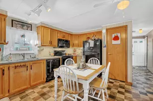 42 Robin Ln, Windham, ME 04062 - Photo 5