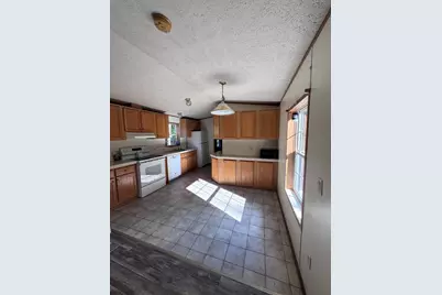 19 Masterman Avenue, Wilton, ME 04294 - Photo 9