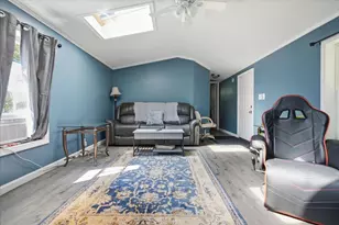 1040 Hallowell Litchfield Rd, West Gardiner, ME 04345 - Photo 17
