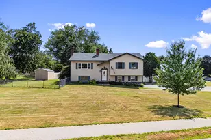 14 Douglas Ave, Saco, ME 04072 - Photo 7