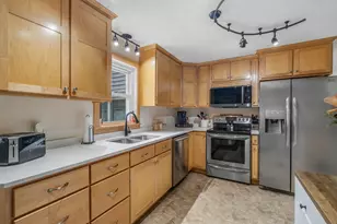 27 Bradford Ln, China, ME 04358 - Photo 11