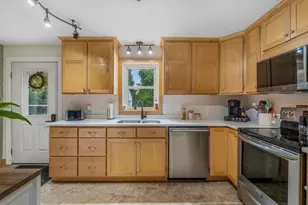 27 Bradford Ln, China, ME 04358 - Photo 9