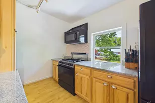 14 Sahagian Rd, Belgrade, ME 04917 - Photo 19