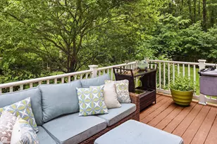 2 Beacon St, Kennebunk, ME 04043 - Photo 13