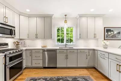 2 Beacon Street, Kennebunk, ME 04043 - Photo 31