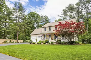 2 Beacon St, Kennebunk, ME 04043 - Photo 3