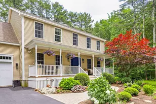 2 Beacon St, Kennebunk, ME 04043 - Photo 5