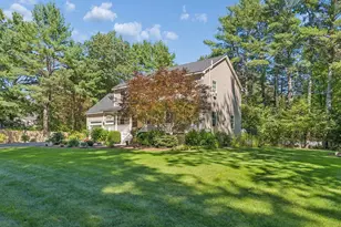 2 Beacon St, Kennebunk, ME 04043 - Photo 3