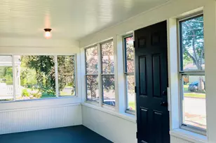 65 Oakland St, Waterville, ME 04901 - Photo 5
