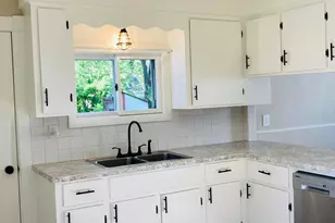 65 Oakland St, Waterville, ME 04901 - Photo 13