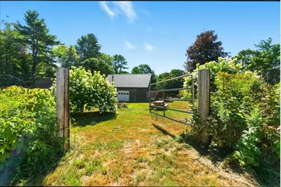 699 N High Street, Bridgton, ME 04009 - Photo 13