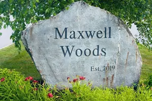 48 Maxwell Woods Dr, Cape Elizabeth, ME 04107 - Photo 3