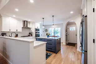48 Maxwell Woods Dr, Cape Elizabeth, ME 04107 - Photo 15