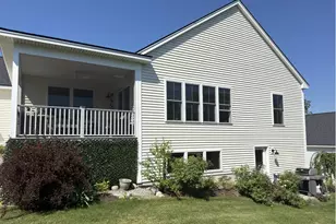 48 Maxwell Woods Dr, Cape Elizabeth, ME 04107 - Photo 7
