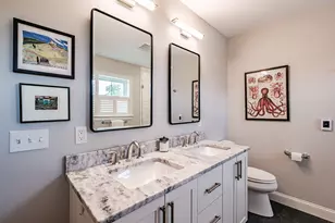 48 Maxwell Woods Dr, Cape Elizabeth, ME 04107 - Photo 57