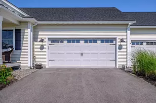 48 Maxwell Woods Dr, Cape Elizabeth, ME 04107 - Photo 7