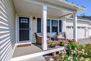 48 Maxwell Woods Dr, Cape Elizabeth, ME 04107 - Photo 9