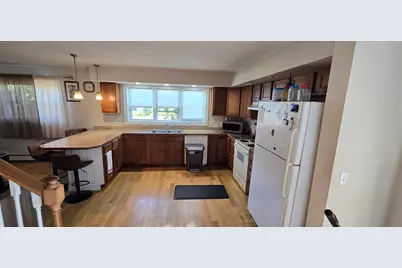 71 Grove Street, Lewiston, ME 04240 - Photo 9