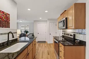 66 Delaware Ct, Portland, ME 04103 - Photo 17
