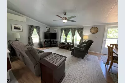 25 Chestnut Street, Canaan, ME 04924 - Photo 23