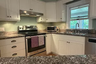 9 Laurel St, Ellsworth, ME 04605 - Photo 11